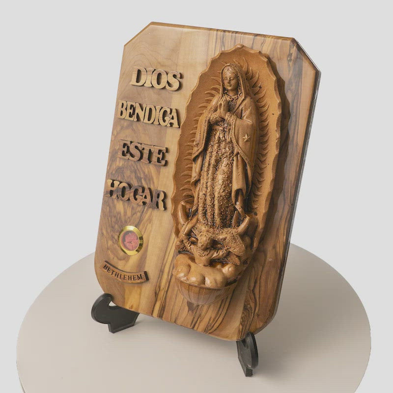 “Dios Bendiga Este Hogar” Plaque